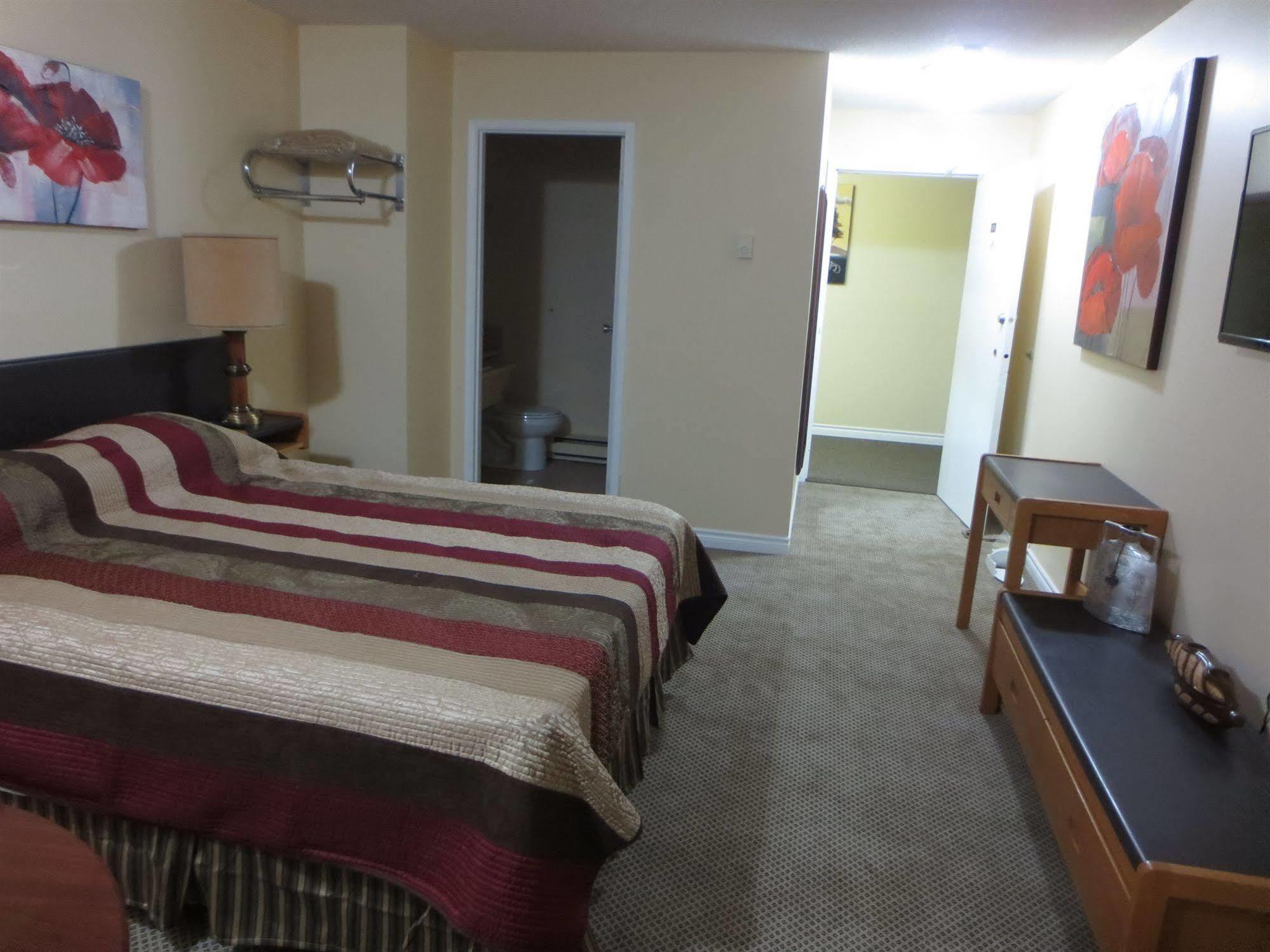 Vanderhoof Inn Εξωτερικό φωτογραφία